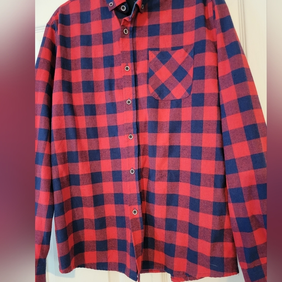 Rue Saint Patrick Mens Flannel Button Shirt Size Large Red Blue Squares - Picture 1 of 4